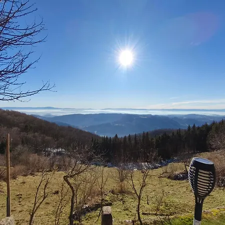 Apartma Na Kozolcu Dobovec