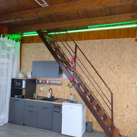 Apartma Na Kozolcu Dobovec