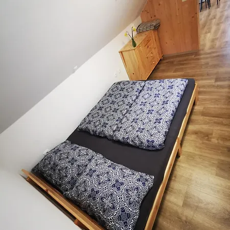 Apartma Na Kozolcu *
